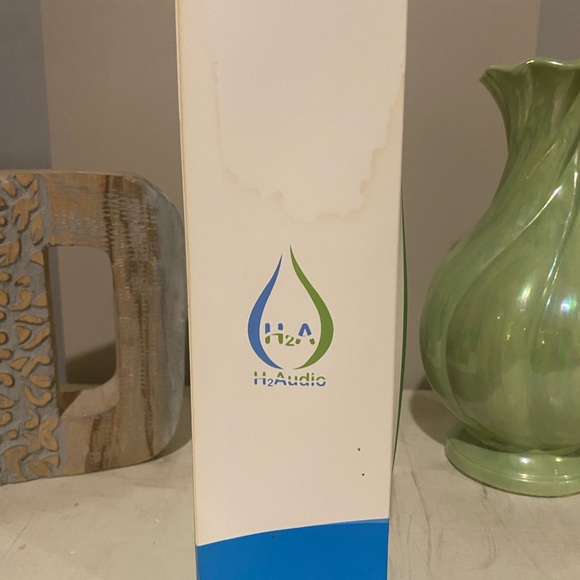 NIB H2Audio Bottle Speaker - Picture 8 of 8